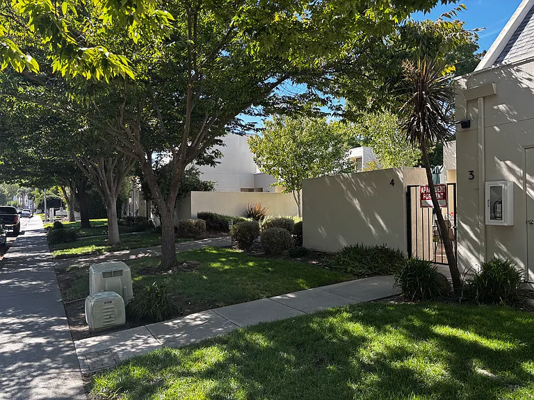 909 Alvarado Ave #4 — Photo 1