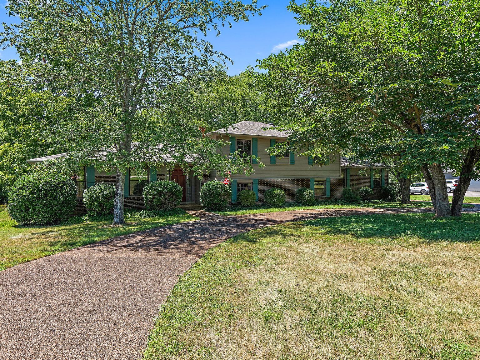 6046 Bethany Blvd, Nashville, TN 37221 | Zillow