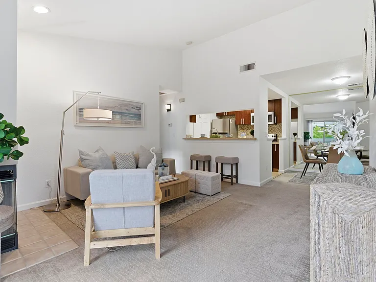 1792 Bevin Brook Dr — Photo 4