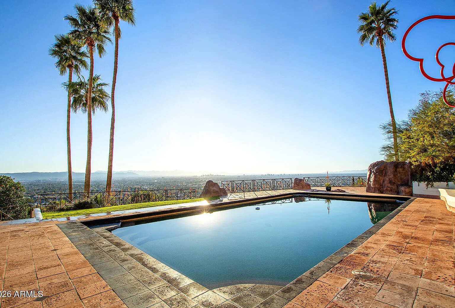 6 bed, 6.5 bath, 7900 sqft, $50,000 — Photo 1