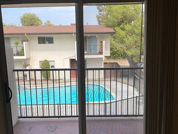 5th image of 134 Hurlbut St #13