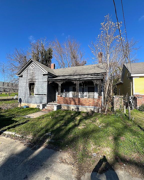 1st image of 1479 2nd Ave