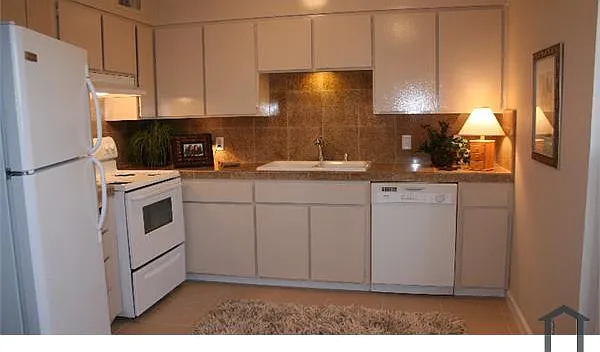 2 bed, 1200 sqft, $1,700 — Photo 3