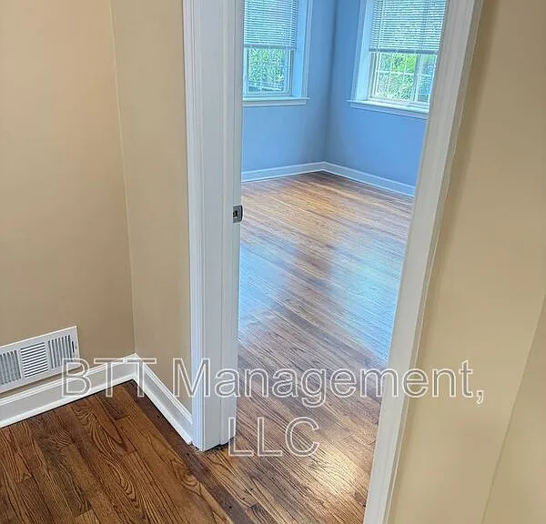 8804 Bradford Rd #1 — Photo 17