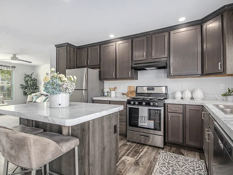 221 S Taylor St — Photo 25