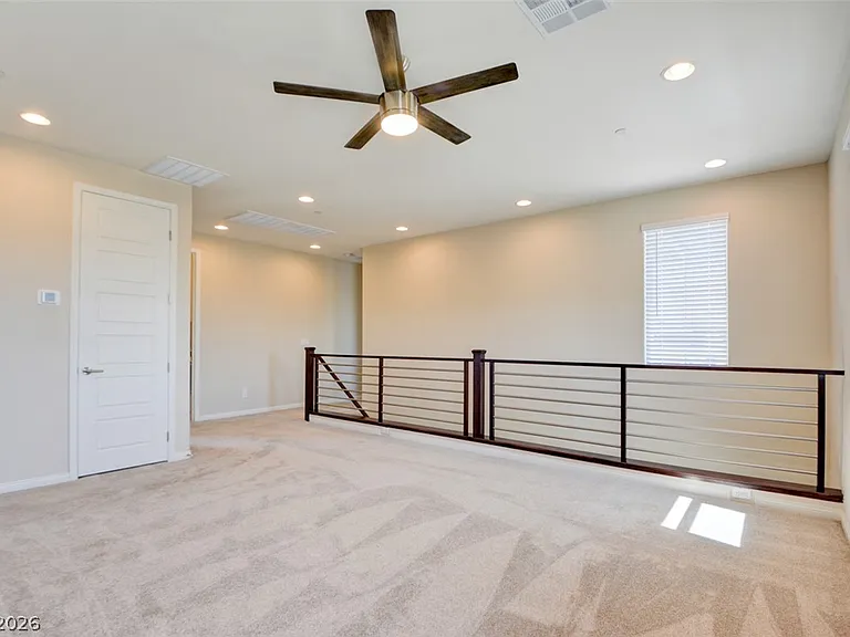 141 Neverland Ave — Photo 15