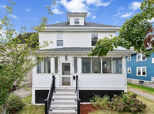 29 Garnet Rd, West Roxbury, MA 02132