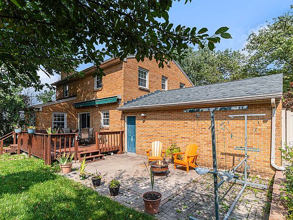 3rd image of 1617 Gorham Dr SE