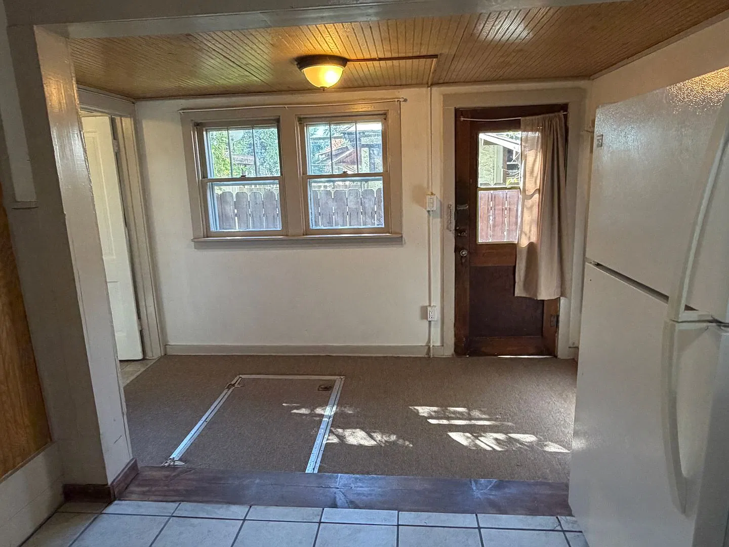 Charming 1-Bedroom + Office on 3rd Ave Walk to Downtown — Photo 4