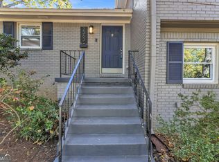 2363 Oak Ridge Ct, Decatur, GA 30032