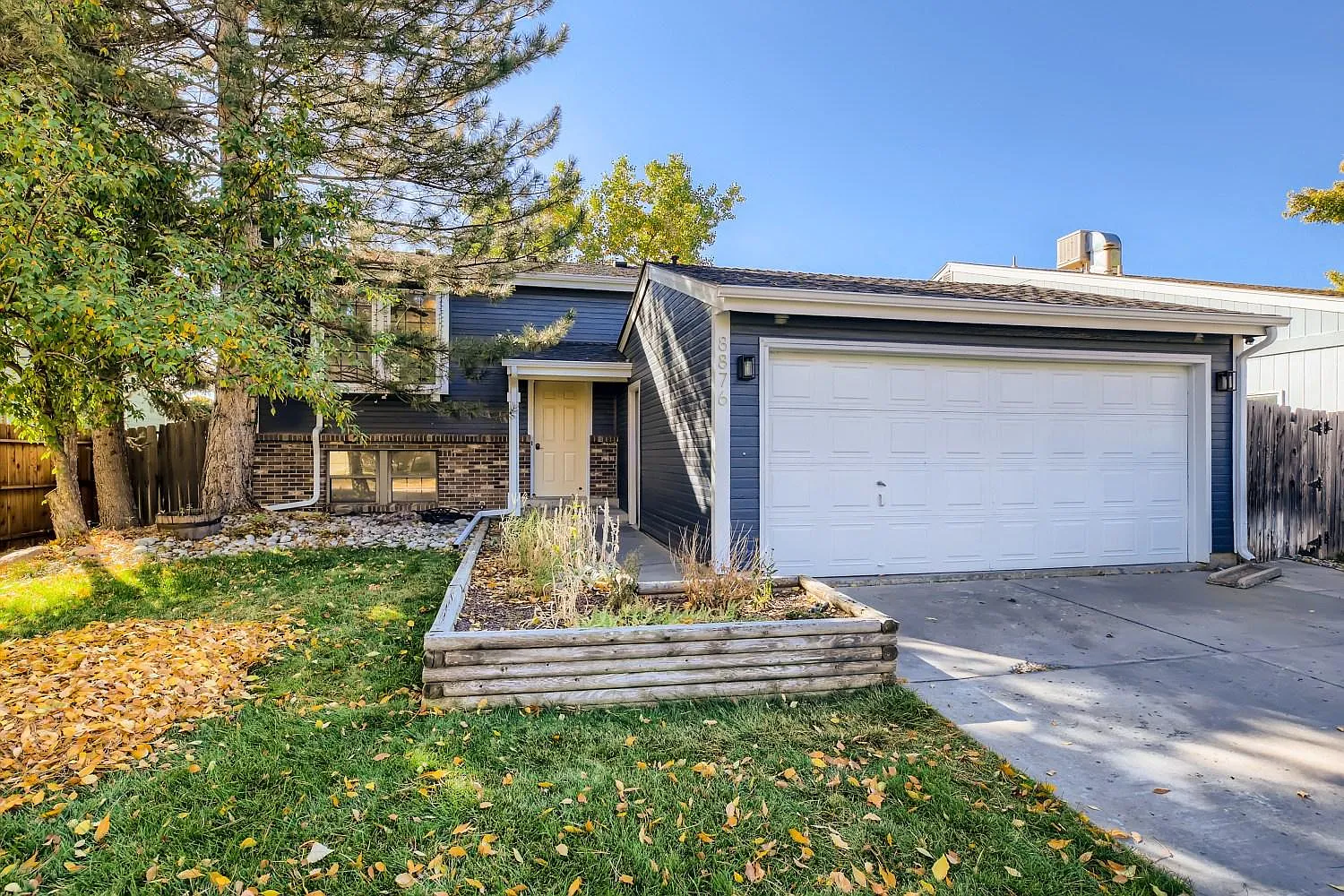 8876 W Ottawa Ave — Photo 1