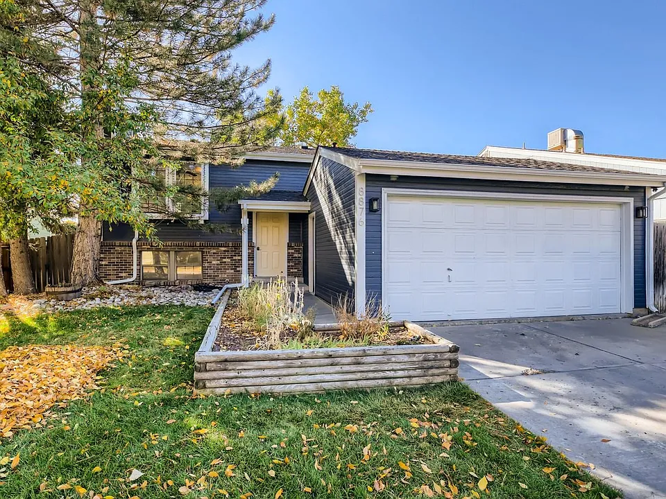 8876 W Ottawa Ave