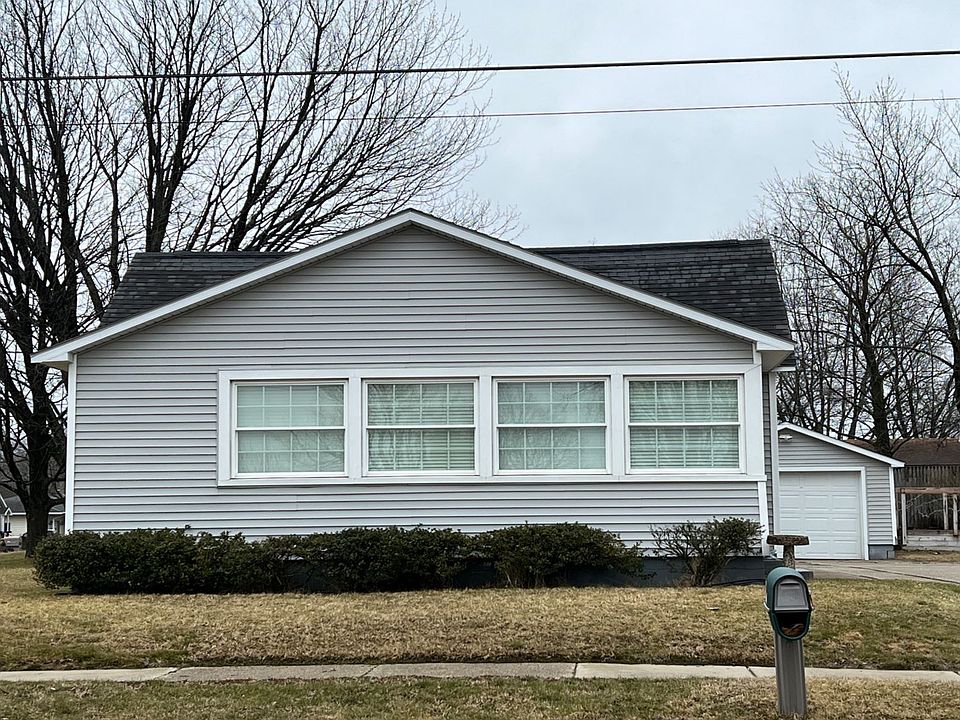 1st image of 604 N Staffon St