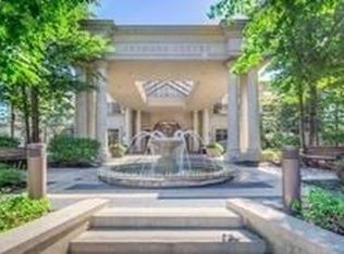 80 Harrison Garden Blvd #2024, Toronto, ON M2N 7E3