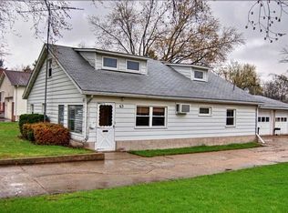 63 N Melrose Ave, Elgin, IL 60123