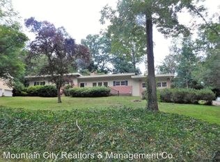 948 Whippoorwill Dr, Signal Mountain, TN 37377