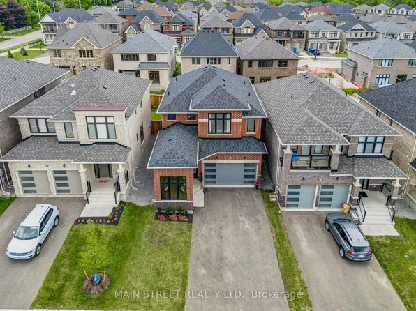 15 Ainslie Hill Cres, Georgina, ON L0E 1R0