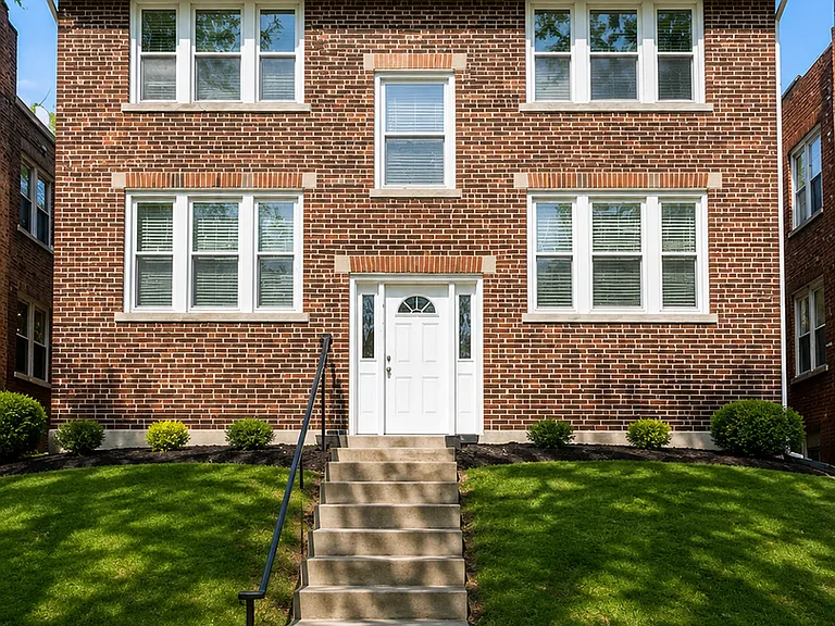 5335 Bancroft Ave — Photo 1