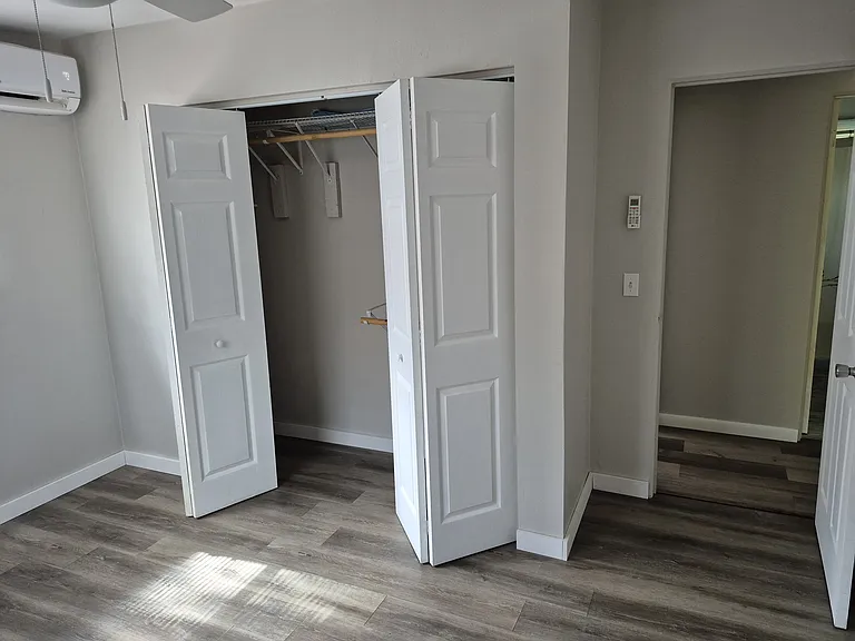 2117 Barcelona Dr — Photo 28