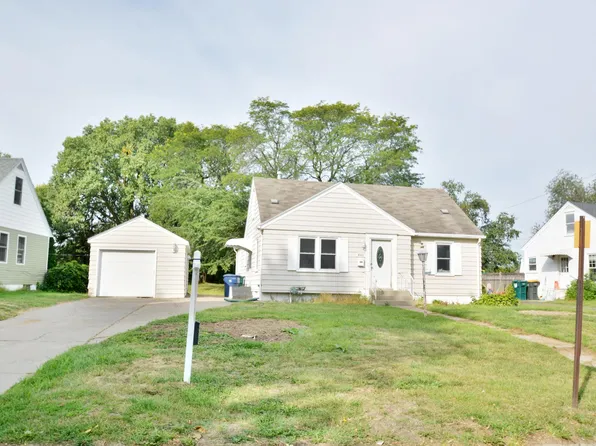 4522 Chatham Rd NE, Columbia Heights, MN 55421