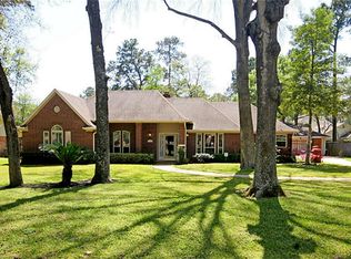 12117 Oak Bluff Dr, Houston, TX 77070