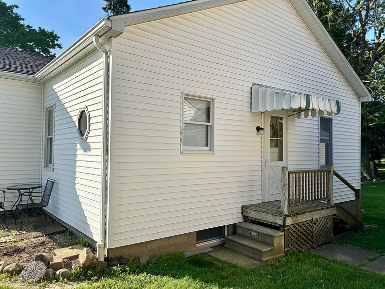 16119 Main St — Photo 9