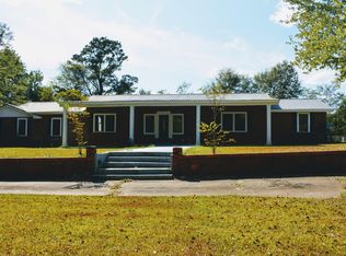 704 N Cummings St, Fulton, MS 38843