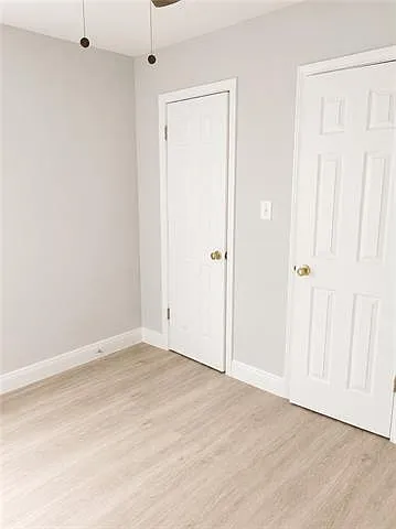 1028 Kingsway Dr W — Photo 14