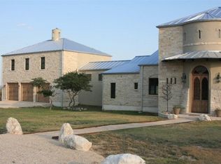 109 W Distant View Dr, Fredericksburg, TX 78624