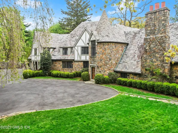 89 Valley Dr, Greenwich, CT 06831