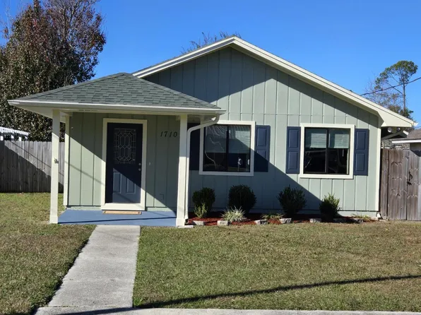 1710 Illinois Ave, Lynn Haven, FL 32444