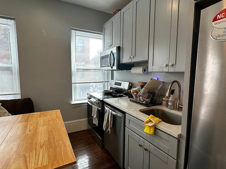 109 Endicott St #2 — Photo 4