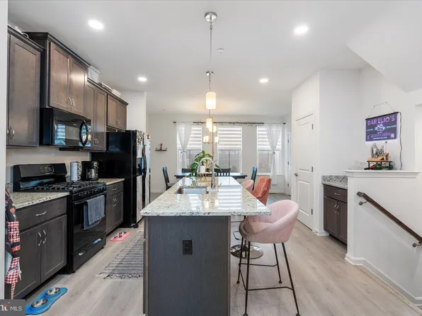 7323 Martin Farm Cir, Rosedale, MD 21237