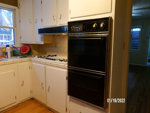 KITCHEN. REFRIGERATOR IS INCLUDED.