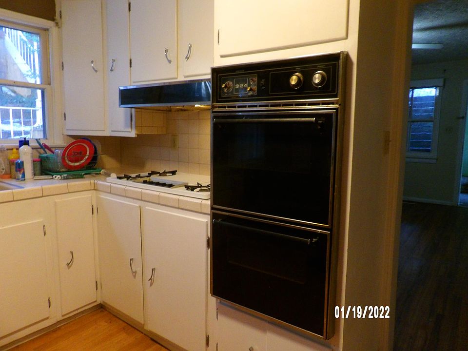 KITCHEN. REFRIGERATOR IS INCLUDED.