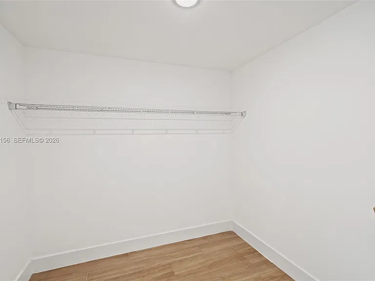 90 NE 32nd St #627 — Photo 27