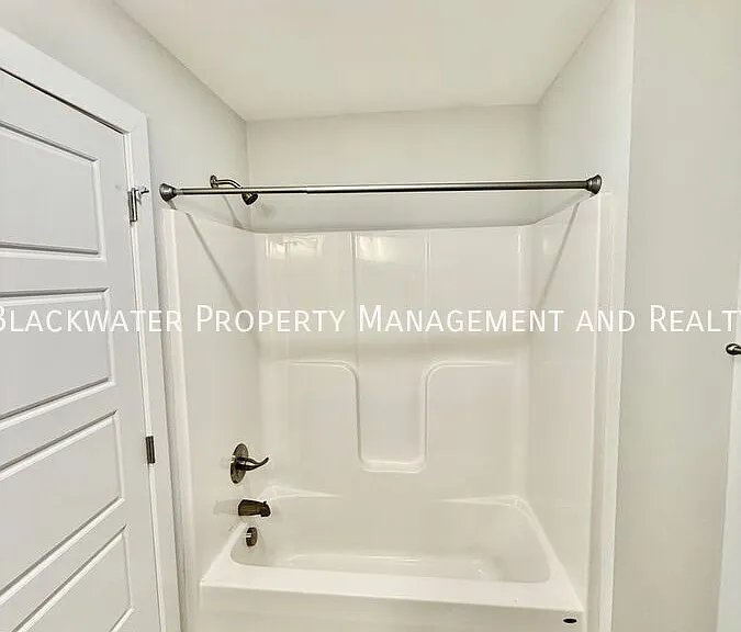 2727 Rainbow Cir — Photo 14