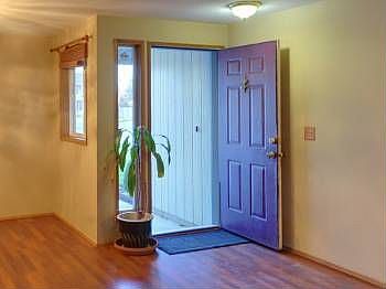4th image of 15905 NE 4th Way