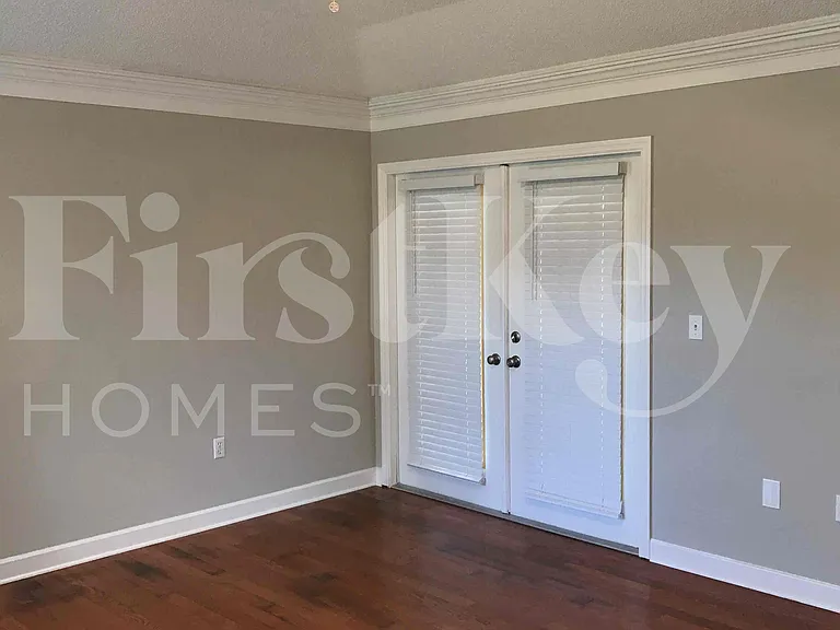 2224 Palmview Cir E — Photo 22