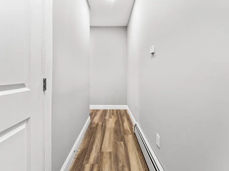 103 Washington Ave #4 — Photo 4