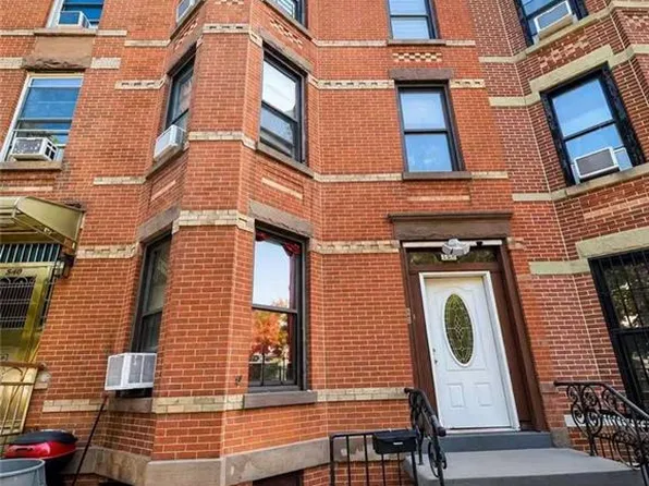538 51st St, Brooklyn, NY 11220