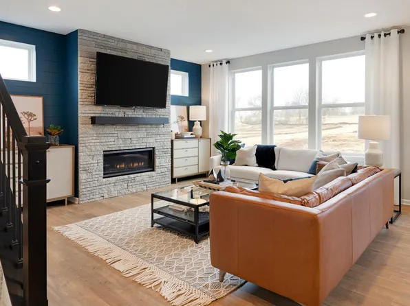 4621 Island Park Dr, Woodbury, MN 55129