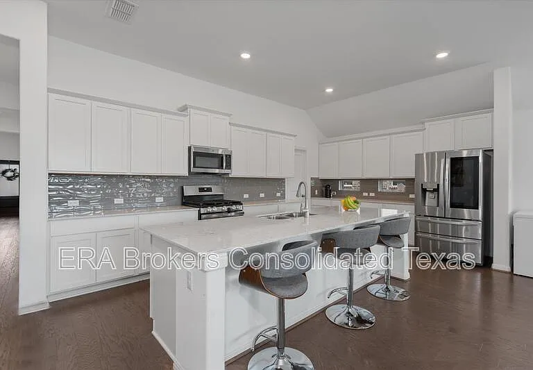 12215 Coronilla Bnd — Photo 8