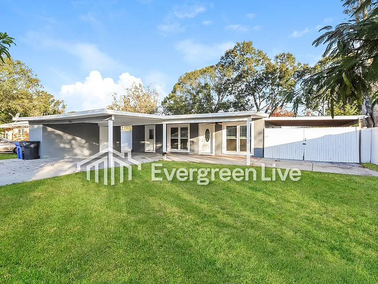 7006 Robindale Rd — Photo 2