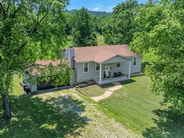 7089 Mindy Mdws, Dittmer, MO 63023