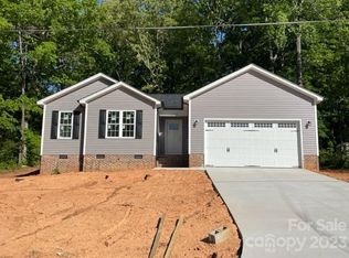 1005 8th Ave, Conover, NC 28613