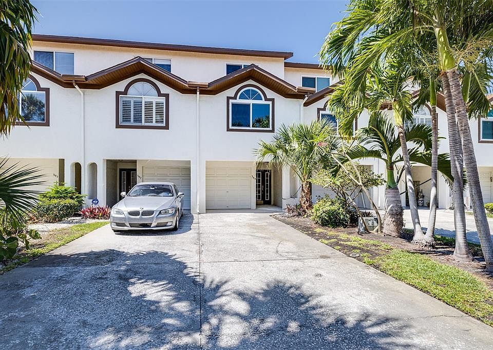 1st image of 399 Madeira Cir