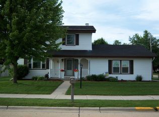 2504 36th St, Two Rivers, WI 54241