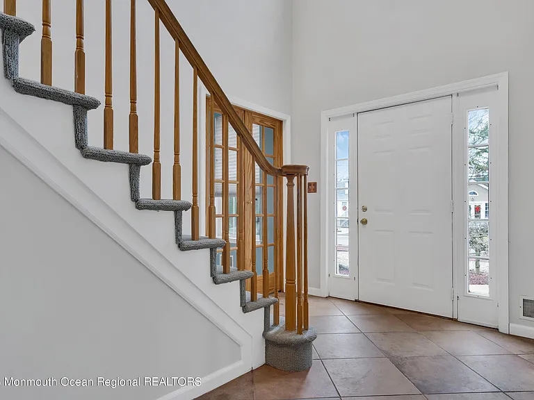 505 Buhler Ave — Photo 9