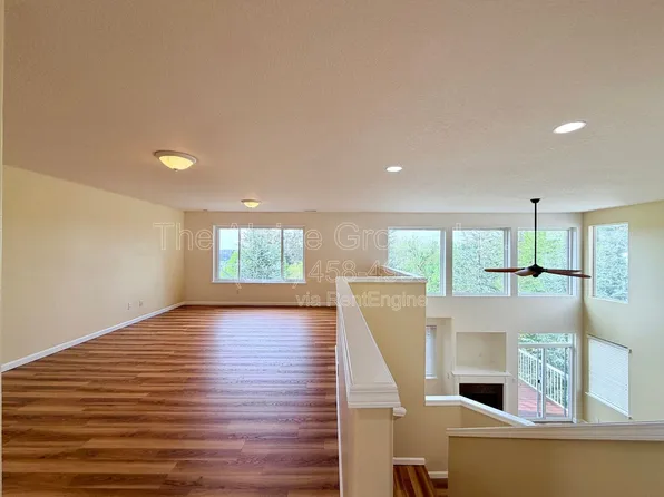 13760 SW Mapleview Ln, Portland, OR 97224